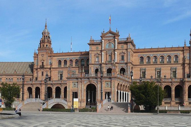 Seville Private Tour to Jewish Quarter and Plaza de Espana - Guided storytelling quality: Naomi and Maria as examples