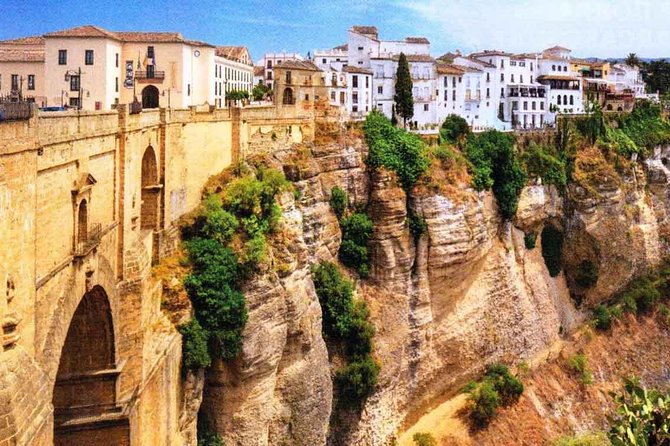 Seville Private Transfer to Granada with a Visit to Ronda - Practical tips to make the day smoother