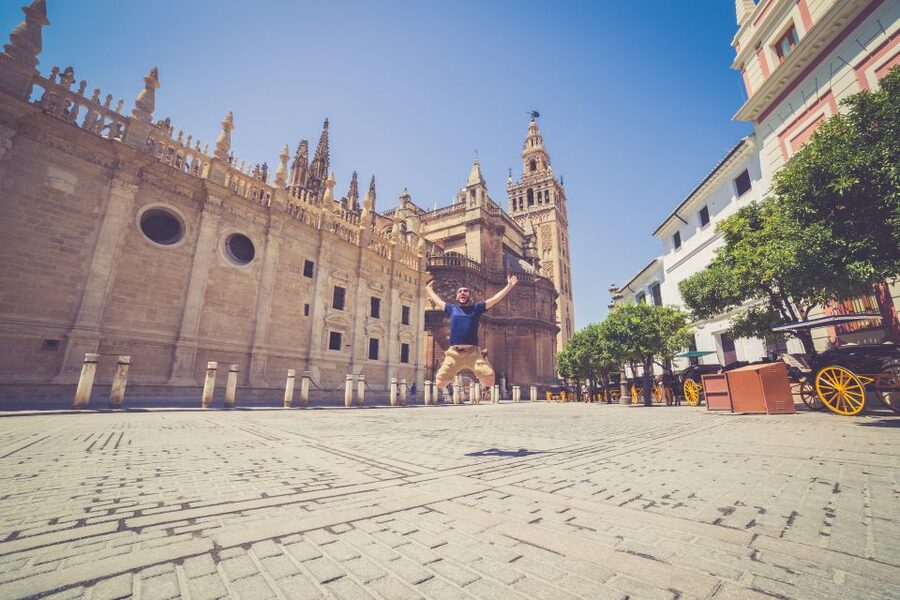 Seville: Professional photoshoot outside Cathedral & Giralda - Photo stop 3: Seville Cathedral photo stop for the big “wow” backdrop