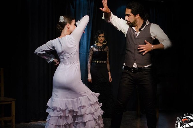 Seville Pure Flamenco Tour - Plaza del Triunfo flamenco: why this location matters