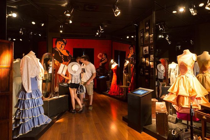 Seville: Puro Flamenco Show - Museo del Baile Flamenco - Price and value: what $35.07 buys you in Seville