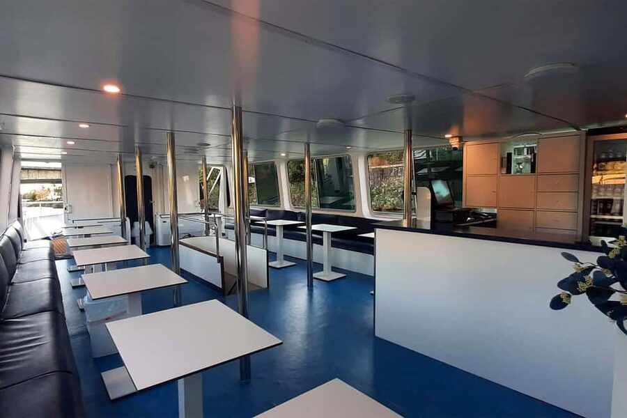 Seville: Restaurant Boat Ride on the Guadalquivir with Lunch/Dinner - The 5-Course Lunch/Dinner Menu: What You Really Get