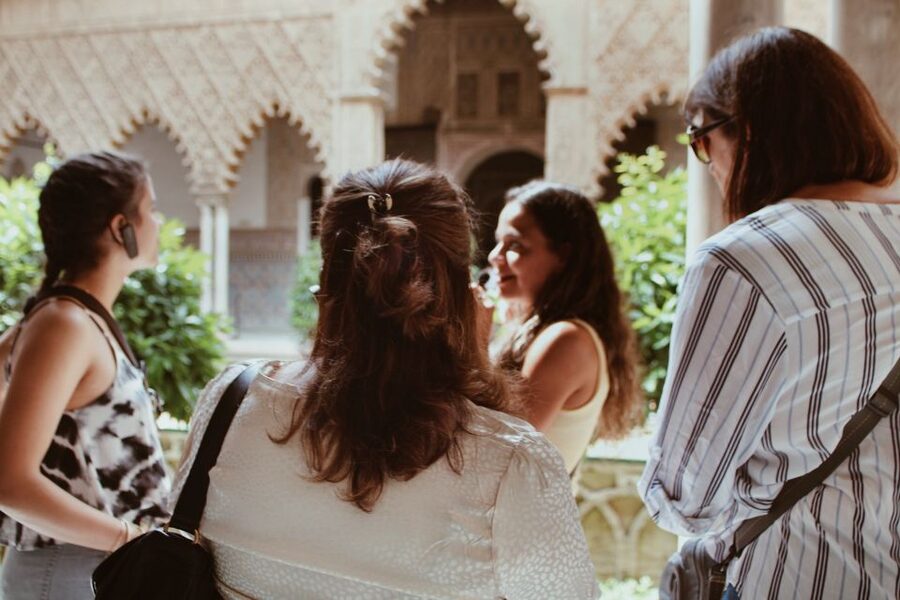 Seville: Royal Alcazar, Cathedral, and Giralda Tower Tour - Why This Royal Alcázar–Cathedral–Giralda Combo Works