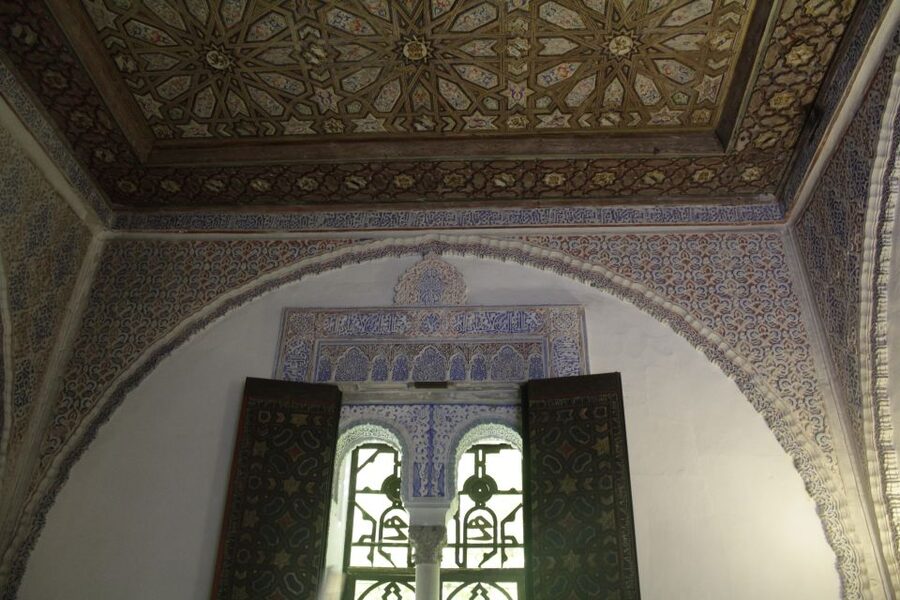 Seville: Royal Alcazar of Seville Tour - Arabic Art and Architecture: What You’ll Learn to Spot Fast