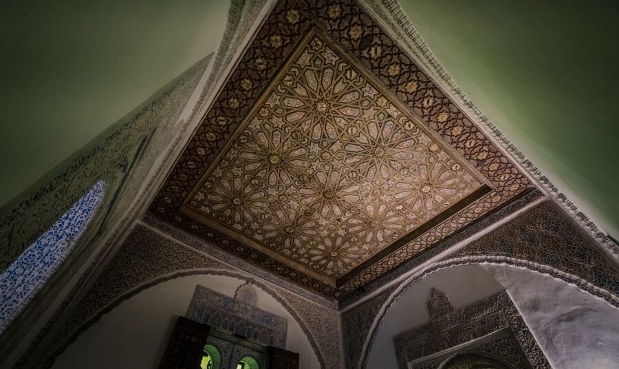 Seville: Royal Alcázar Skip-the-Line Tour by Local Experts - Why the Royal Alcázar is more than a pretty palace