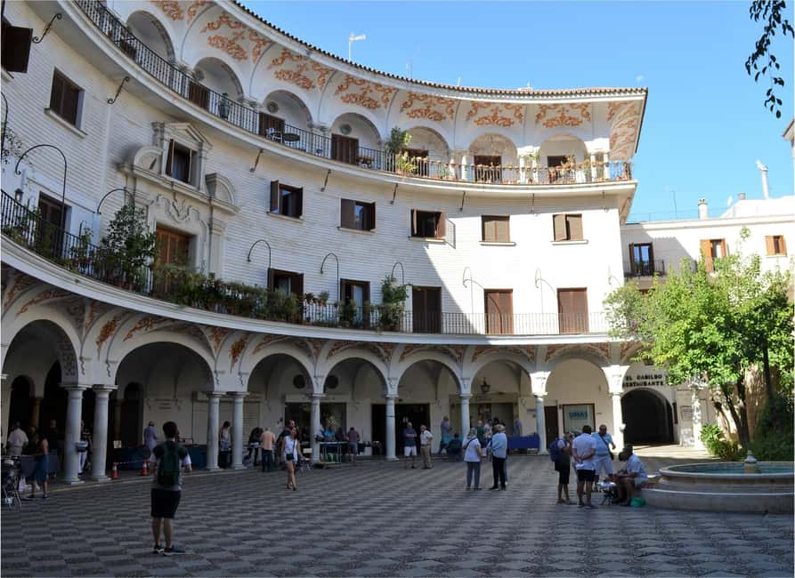 Seville's Historic Center: Self-Guided Tour + Casa Pilatos Ticket - Key Things You’ll Notice Right Away
