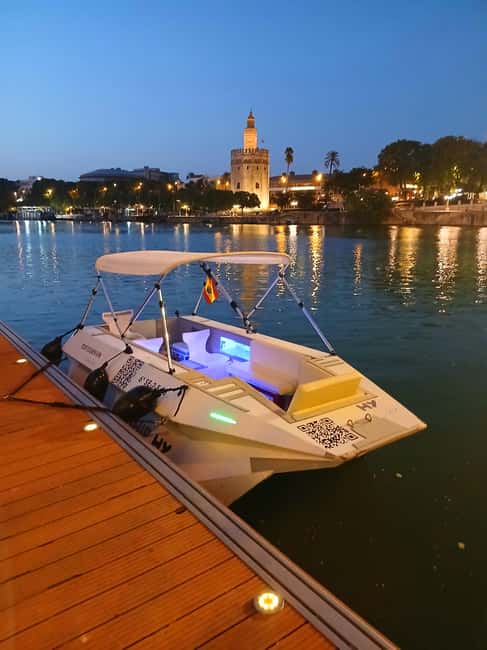 Seville: Sail the River. 100% private - Private for your group: why it changes the whole experience