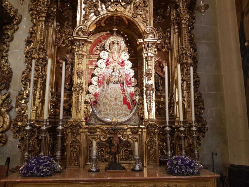Seville: Salvador Church, Casa Pilatos, and Metropol Tour - Church El Salvador: the former mosque and the Holy Week sculptures