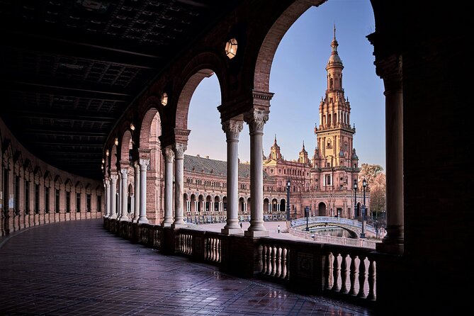 Seville Scavenger Hunt and Highlights Self Guided Audio Tour - Start at Híspalis Fountain: getting oriented fast