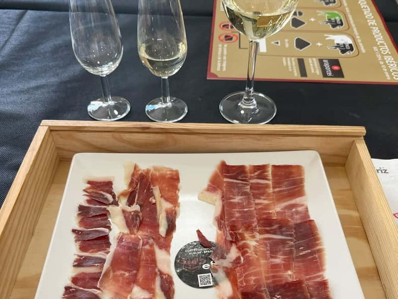 Seville: Secret Food Tour with Tapas and Drinks - Triana Market: your first lesson in how Seville eats