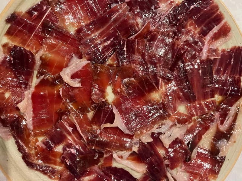 Seville: Secret Food Tour with Tapas and Drinks - Who should book it, and who should think twice