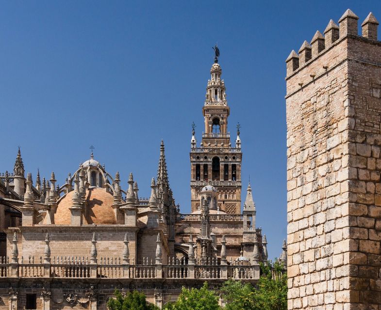 Seville: Small-Group City Highlights Walking Tour - Price and value: what $27 buys in two hours