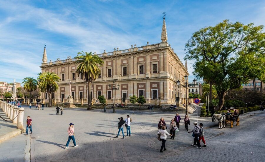 Seville: Small-Group City Highlights Walking Tour - University of Seville and Parque de María Luisa: a needed pause