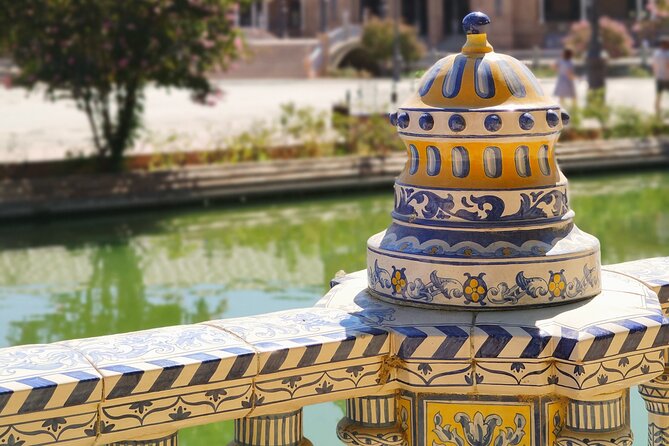 Seville Small-Group Monumental Highlights Walking Tour - Start at Plaza de San Francisco and get your bearings fast