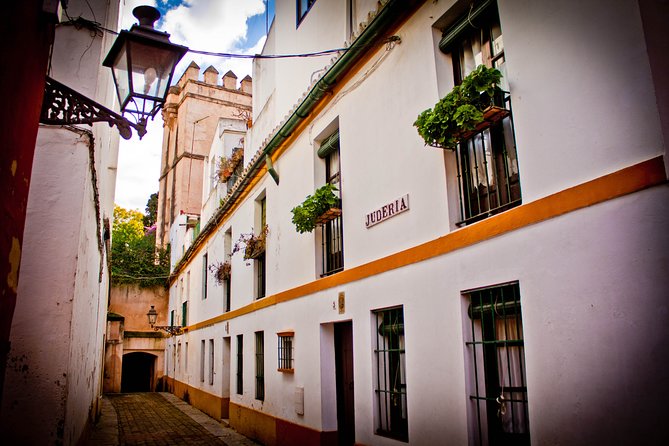 Seville: The City’s Top Highlights - Walking pace, crowd strategy, and what to bring