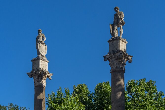 Seville: The Inheritance Exploration Game - A Street Game That Makes Seville Walkable