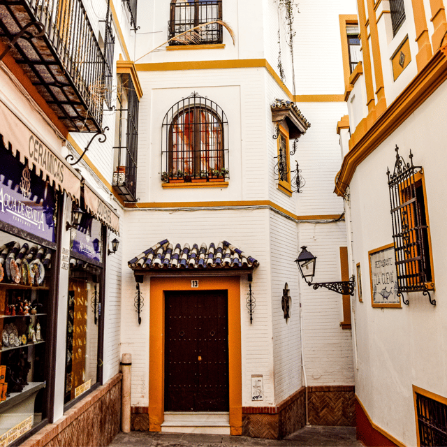 Seville: Tiny-Group Medieval Quarter Discovery Walking Tour - Callejón del Agua: the narrow lane that teaches you how Seville works