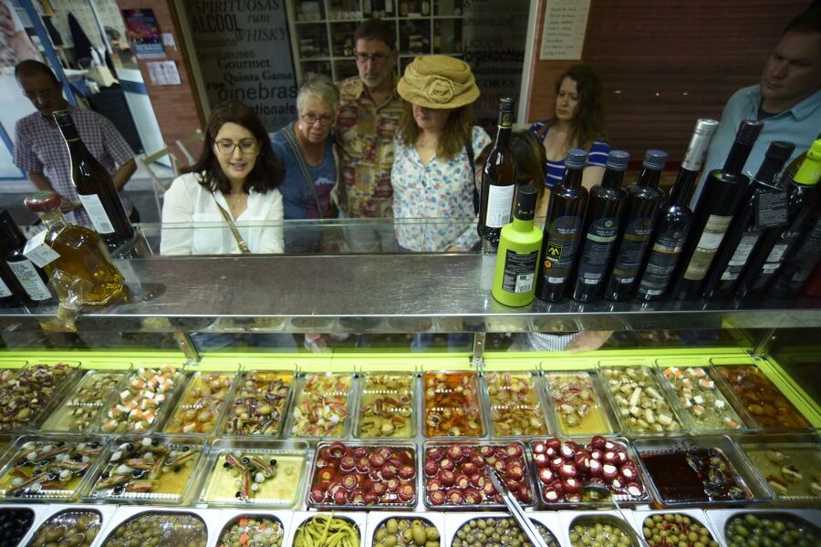 Seville: Triana Market Tour with Tastings - Cheese and wine/beer stops: the part that makes it feel like more than a snack
