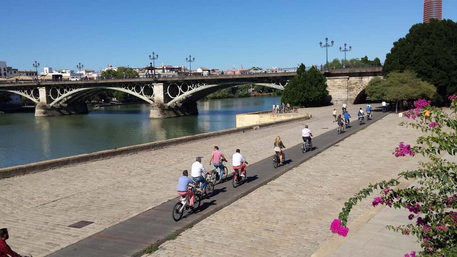 Seville: Urban E-Bike Rental - Why Seville by e-bike feels easier than it should