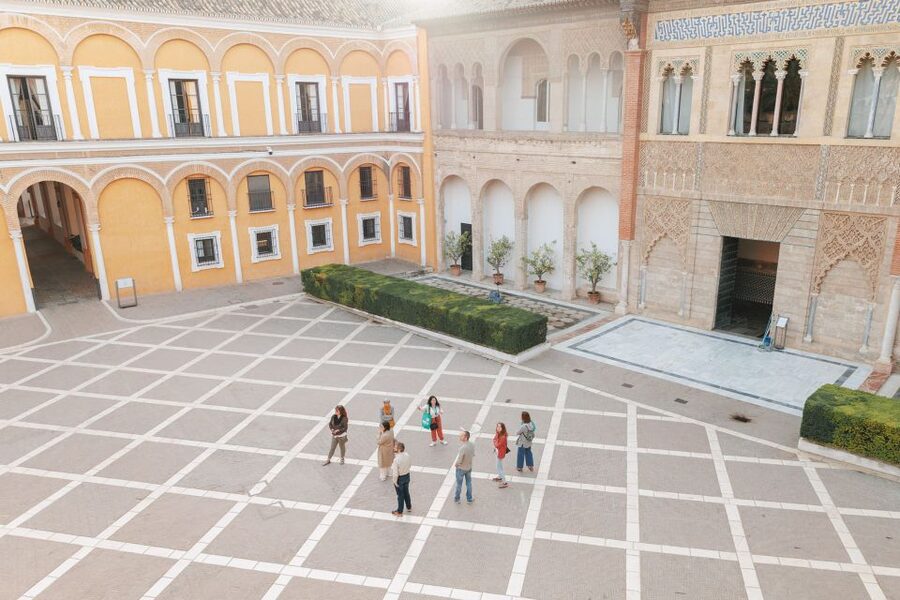 Seville: VIP Exclusive Early Access Tour of The Alcazar - Practical tips so you get the most from the 1.5 hours
