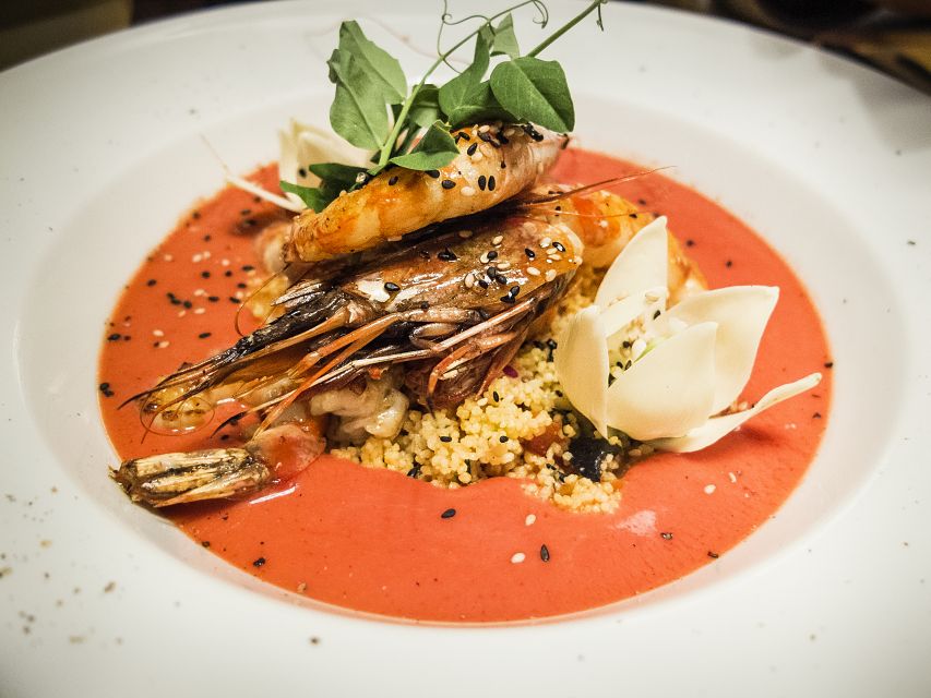 Seville: Wine and Gourmet Tapas Tour - A 4-hour Seville tapas and wine tour that’s built like a meal