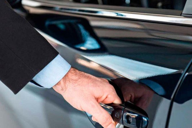 Shared Arrival Transfer: Seville Airport to Hotel - Why this Seville Airport transfer is worth the modest price