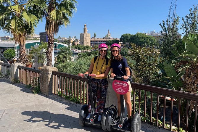 Small-Group Tour: Seville City Center and Plaza España via Segway - Acuario and Teatro Lope de Vega: When You See It vs. When You Enter It