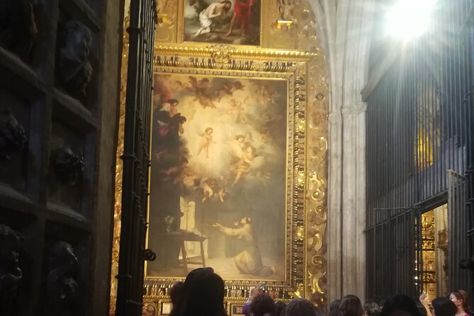 Small Group Tour to Cathedral and Giralda Direct Entrance - Small group size (max 10) and the guide style that makes it worth it
