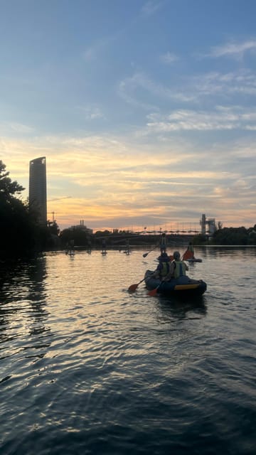 Sunset Kayaking - Getting Ready at Calle Betis: Gear, Lockers, and the Easy Start