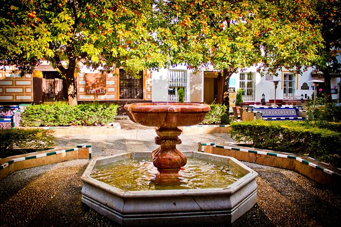 The Best of Seville in One Day — Yes, It’s Possible! - Stop 2: Barrio Santa Cruz—old streets, small pauses