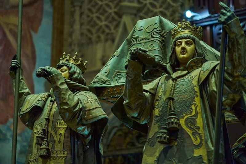 Tour of Seville Cathedral and Giralda - Tour Languages and How That Affects Your Experience
