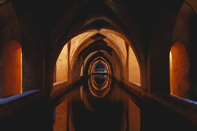 VIP Guided Seville Alcazar Pre-Opening, Cathedral & Old Town - How the 4-Hour Format Works: Walking Pace, Group Size, and 8:30 Start