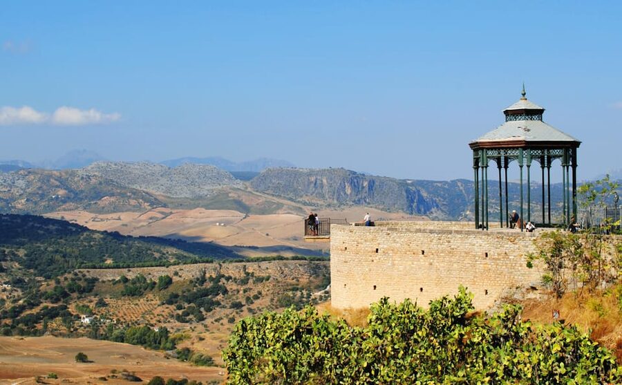 White Villages & Ronda 2-Days Trip & Overnight Stay - Ronda Arrival with a Guide: Puente Nuevo and Alameda Gardens